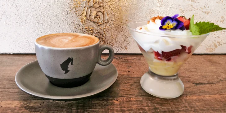 ... rozlouskněte dlouhé dilema mezi tartaletkou a dortem Pavlova (nebo jinými dortíky, které budou zrovna k mání), ...