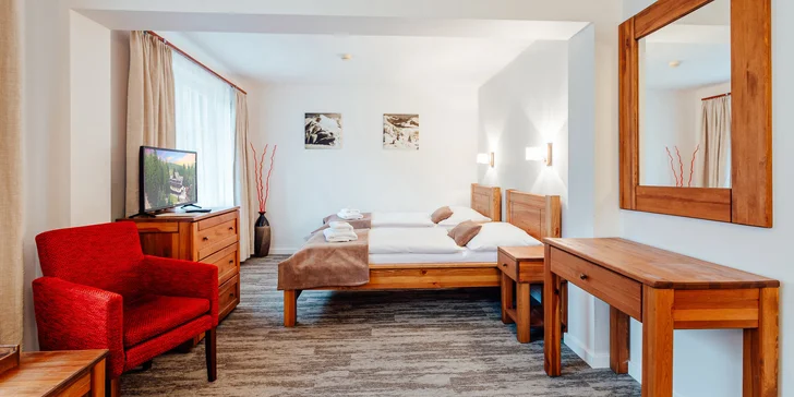 Na výběr máte několik typů pokojů a apartmánů i s balkonem.