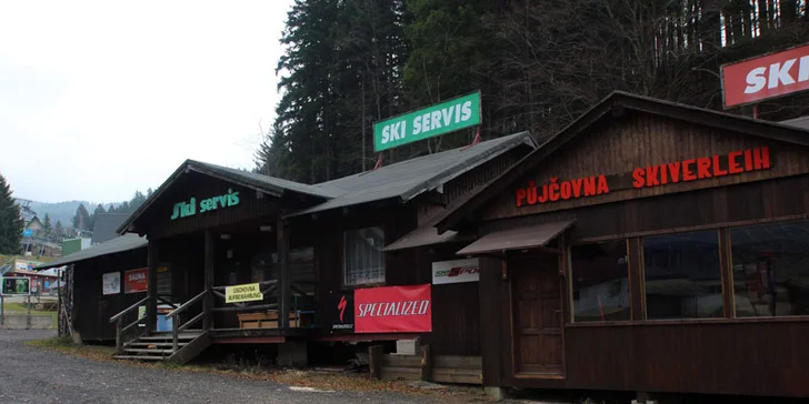 Důkladný velký servis lyží a snowboardů: připravte se na zimní sezonu