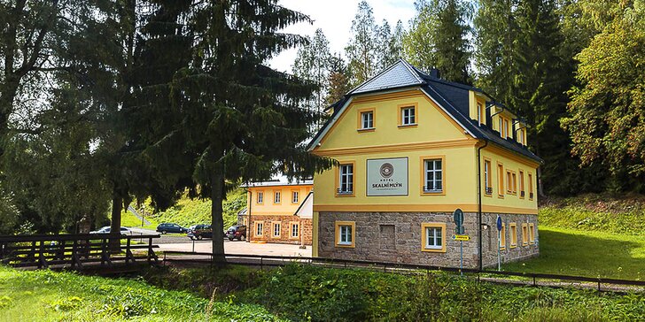 Za krásami Adršpachu: pobyt v historické budově mlýna z 18. století se snídaní