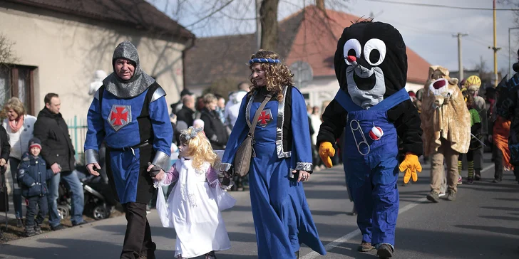 Milevské maškary 2018: masopustní průvod, muzeum a 1 kg zabijačkových dobrot