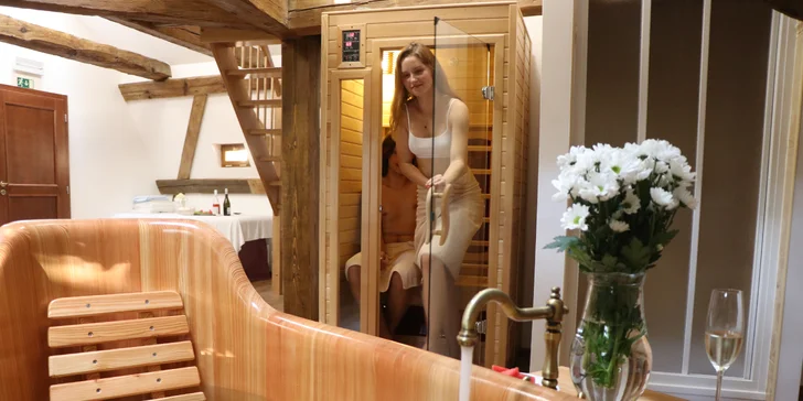 2 nebo 3 dny na zámku v centru Poděbrad: ochutnávka vína a nový wellness