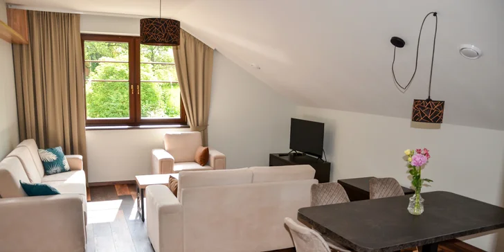 Ubytovaní budete v elegantných apartmánoch pre dvoch až piatich hostí.