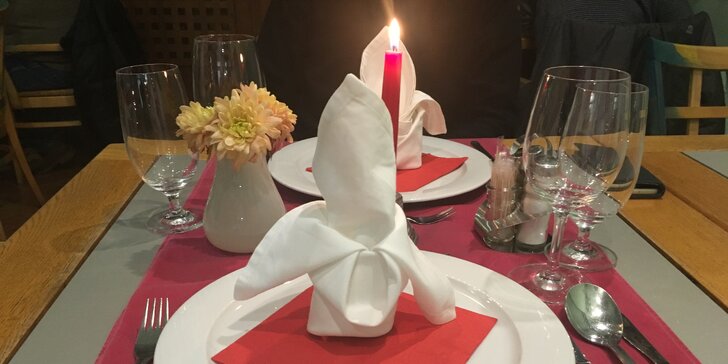 Romantika v okouzlující Telči: valentýnský pobyt s večeří při svíčkách