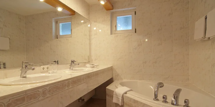 Dovolená v Alpách pro dva. 4* hotel s wellness