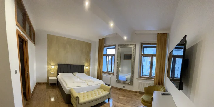 Za příplatek můžete bydlet ve dvoulůžkovém Deluxe pokoji.