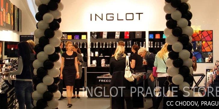 60minutové kompletní líčení od profesionálních INGLOT vizážistů & sleva na nákup produktů
