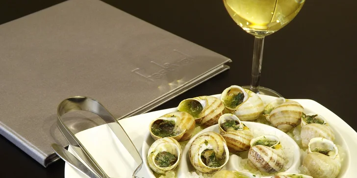 Delikatesa v moderním restaurantu: Šneci na ochutnávku i v pestrém menu s vínem