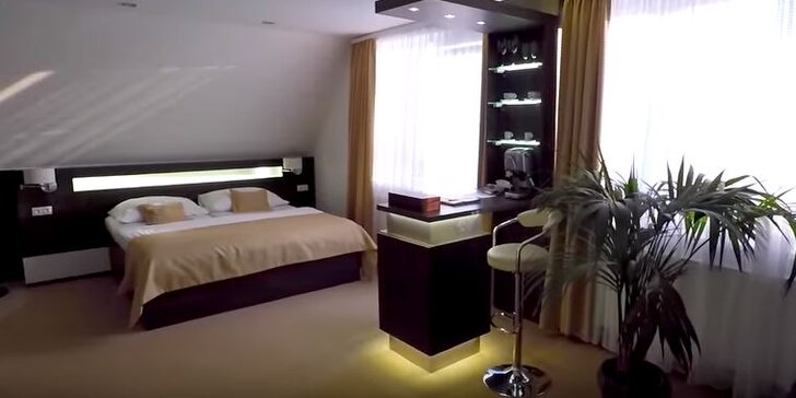 Luxus v pohádkovém Podlesí: VIP pokoj, polopenze, kredit na relax a vstup do Pekla Čertovina