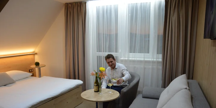Luxus v pohádkovém Podlesí: VIP pokoj, polopenze, kredit na relax a vstup do Pekla Čertovina