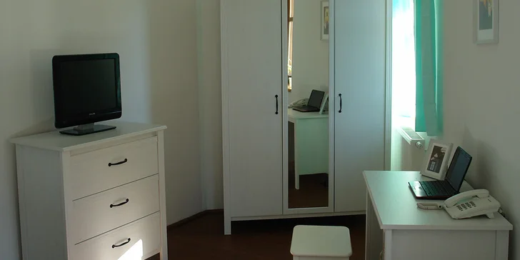 Na výlety, lyže i za odpočinkem do Adršpachu: polopenze a privátní wellness