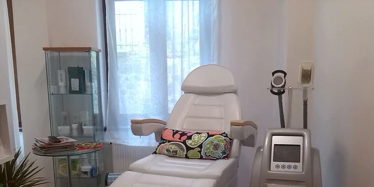 V Medicalcentrum Jamarti Praha zákrok provádí lékař a trvá maximálně 15 minut.