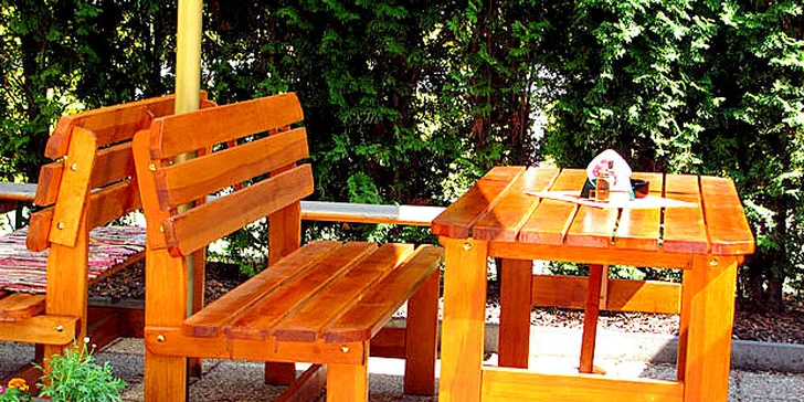 Bohaté masové hody v restauraci Divá Bára