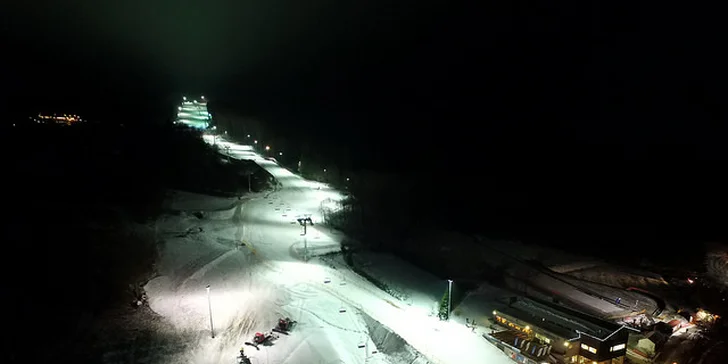 Aktivní pobyt v hotelu Monínec s wellness i dvoudenním skipasem pro oba