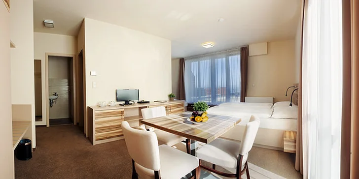 Aktivní pobyt v hotelu Monínec s wellness i dvoudenním skipasem pro oba