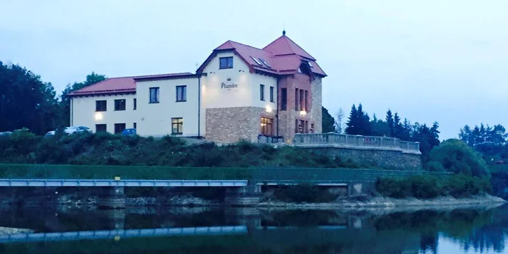 Romance v prvorepublikovém stylu se skvělým jídlem i lahví Prosecca