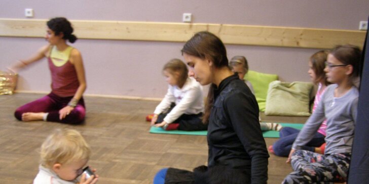 Tříhodinový workshop pro začátečníky: Jak účinně cvičit jógu doma