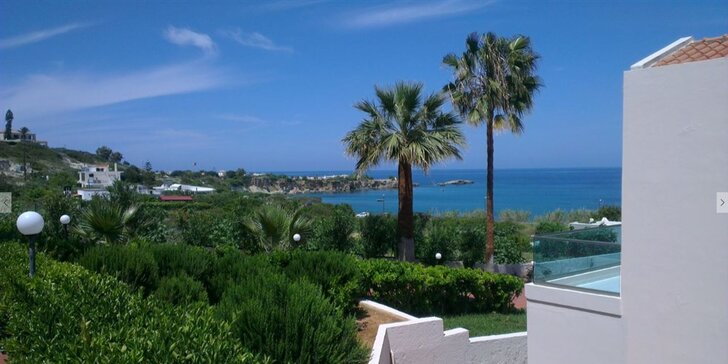 Letecky na Krétu: 7 nocí ve 4* hotelu 100 m od moře s all inclusive a bazénem