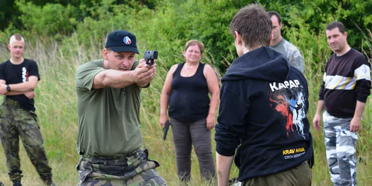 Tematický kurz nebo série tréninků smysluplné izraelské sebeobrany Kapap