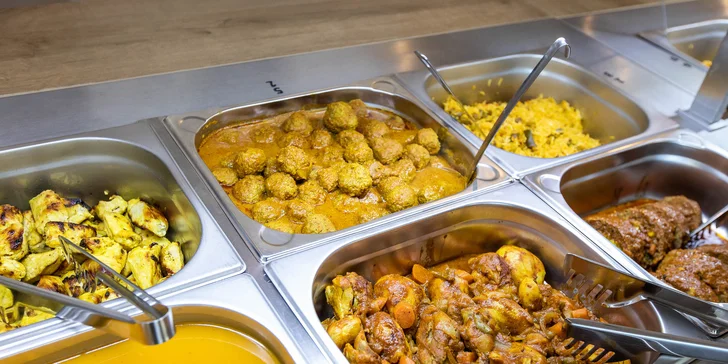 1× 300 ml Polievka podla dennej ponuky (vždy vegetariánska), 1× 350 g Hlavné jedlo – na výber z 5 jedál s mäsom ALEBO na výber z 3 vegetariánskych/vegánskych jedál