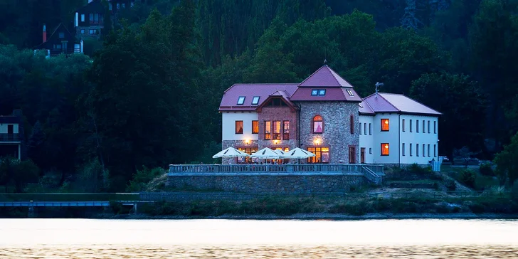 Romance v prvorepublikovém stylu se skvělým jídlem i lahví Prosecca