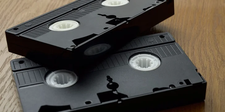 Máte doma nějaké záznamy na VHS kazetách a neradi byste o ně přišli? Tak je doneste nebo pošlete mágům ze studia Videotech.cz.
