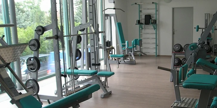 2měsíční permanentka do fitness a 1 vstup floatingu