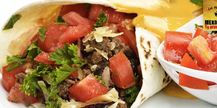 Dvě rozpalující mexická menu s Burritos a dezerty