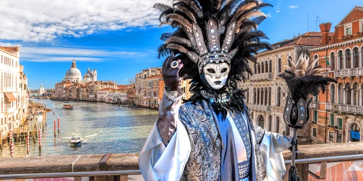 Karneval v Benátkách: letenky, nocleh i snídaně, možnost projížďky na gondole