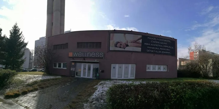 Vypoťte se s přáteli: 90 minut privátní finské nebo parní sauny pro 1-4 os.