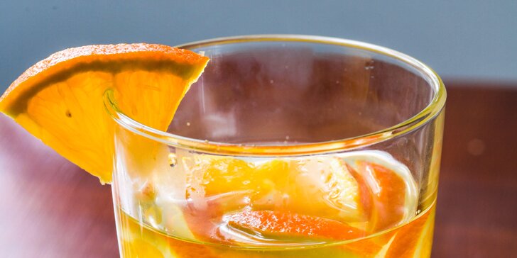 Dortík podle výběru, horký nápoj a smoothie z exotického ovoce açaí