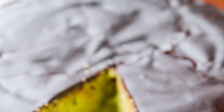 Dortík podle výběru, horký nápoj a smoothie z exotického ovoce açaí