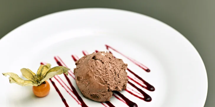 20% sleva na celý sortiment restaurace U Dobré myšlenky: burgery, líčka, řízky i palačinky