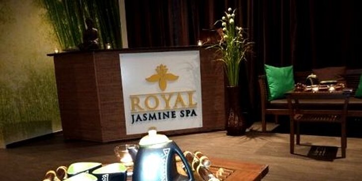 120 minut relaxu pro dámy s masáží a drinky v salonu Royal Jasmine Spa