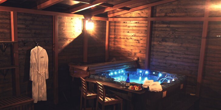 Klid v hotelu u lázeňského lesa vč. bazénu, sauny a možnosti masáže i vířivky