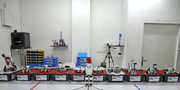 Pohled do světa robotů: vyzkoušejte si lekci v centru robotiky Robiq