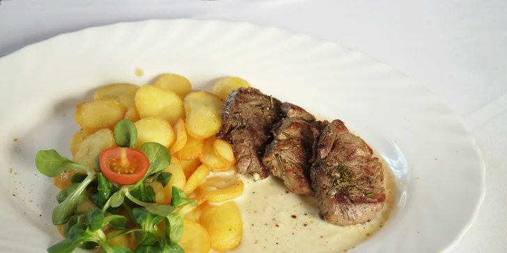 Tříchodové menu pro 2: nechte si připravit vepřovou panenku dle své chuti