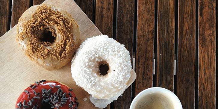 Otevřený voucher na cokoli z Just Donut v hodnotě 200 nebo 400 Kč: donuty i káva