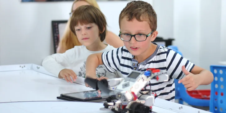 Kurz robotiky a programování pro děti: zkušební lekce i měsíční kurz