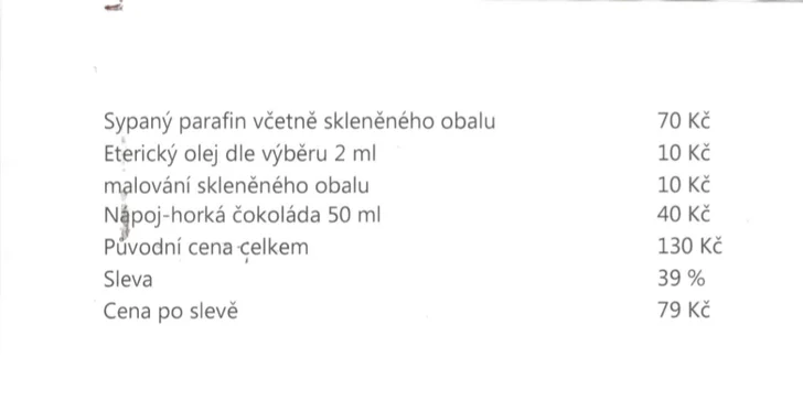 Výroba vonných svíček se svěžím éterickým olejem z citronové trávy