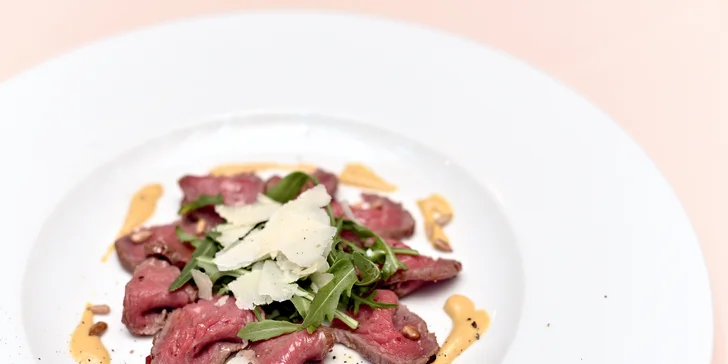Romantické 6chodové degustační menu se steakem z tuňáka i vepř. panenkou