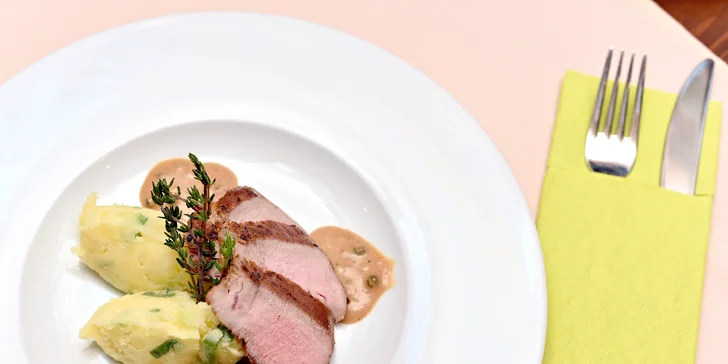 Romantické 6chodové degustační menu se steakem z tuňáka i vepř. panenkou