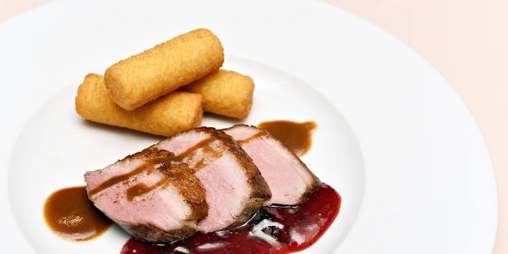Romantické 6chodové degustační menu se steakem z tuňáka i vepř. panenkou