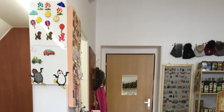 Obchod a dílnička pro šikovné ruce: namalujte si s dětmi hrníček či tričko