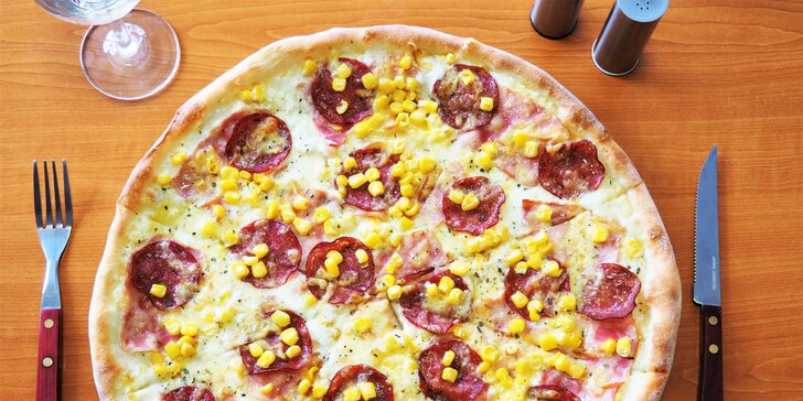 1 nebo 2 pizzy: italská, smetanová nebo klasická, na výběr 34 druhů