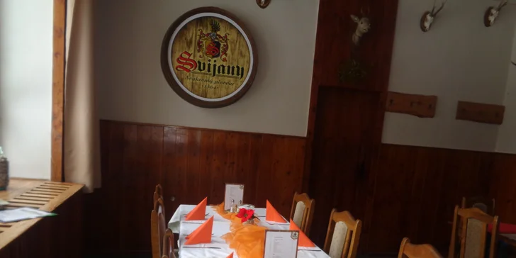 Zvěřinový burger, hranolky a domácí tatarka pro jednoho nebo dva
