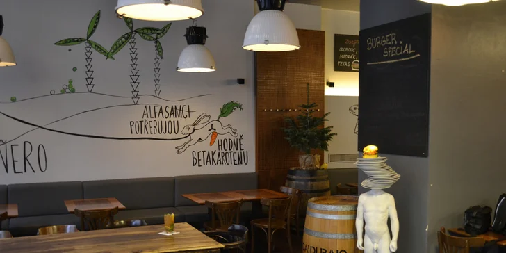 Burgerové menu s hovězím z české stračeny a ledový čaj pro 1 nebo 2 osoby