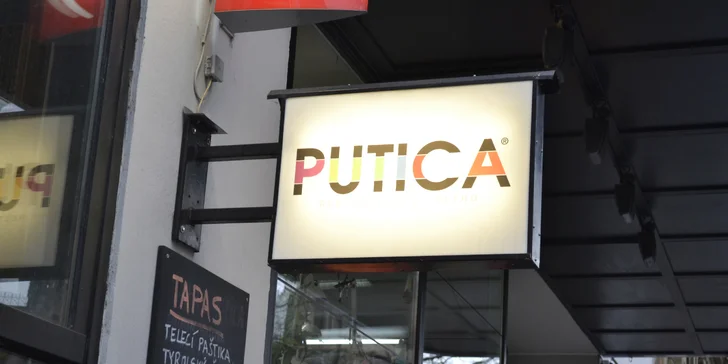 Burgerové menu s hovězím z české stračeny a ledový čaj pro 1 nebo 2 osoby