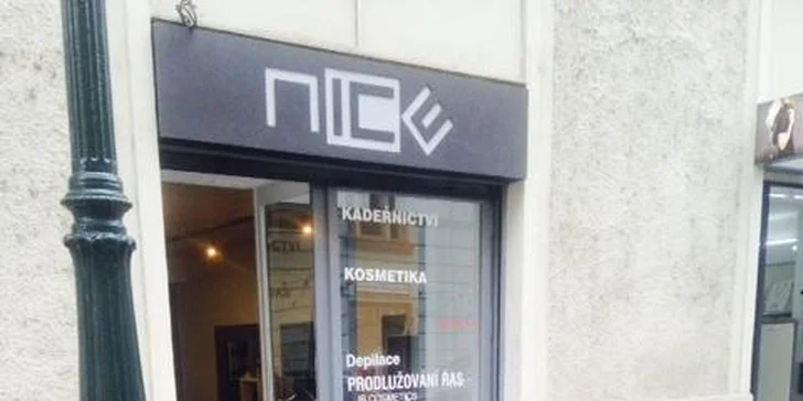 Kosmetické balíčky pro hloubkovou hydrataci či projasnění pleti