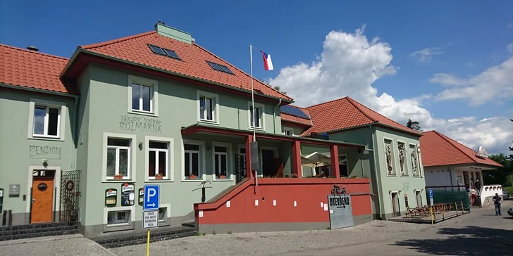 Odpočinek v originálním penzionu kousek za Prahou: 2 nebo až 8 dní se snídaní